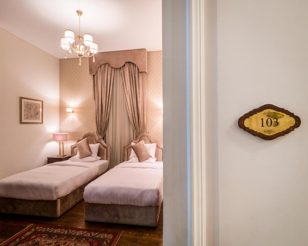 Hotel 1920s Boutique And Restaurants Cairo